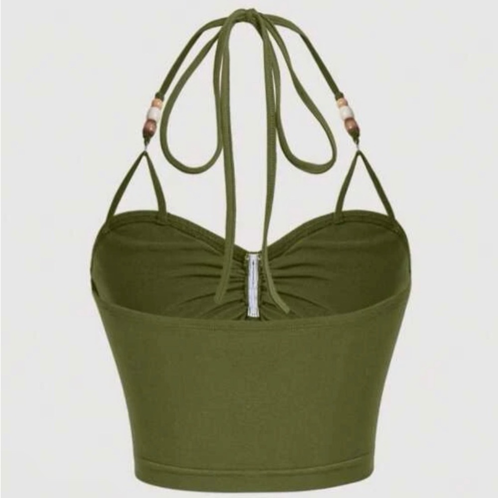 NEW🌟 Army green💚Beaded Halter Top✨Backless ✨
